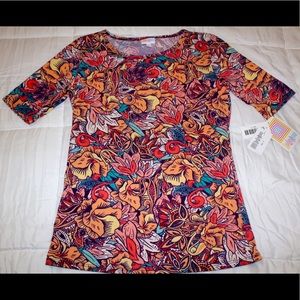 LulaRoe “Gigi” Women’s Floral Shirt